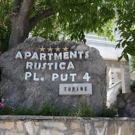 Rustica Apartmán