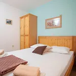 Rustica Apartment Makarska