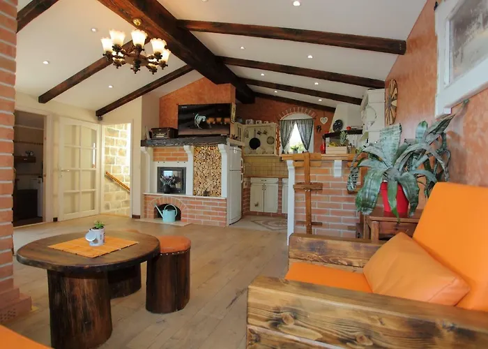 Апартаменти Rustica *